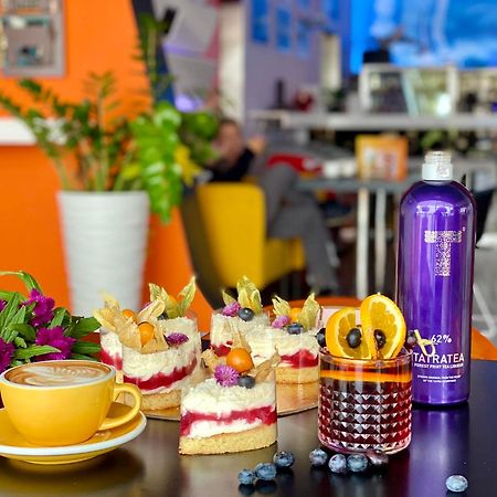 מלון פרטיזנסקה Aerocafe מראה חיצוני תמונה